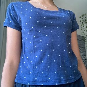 navy blue shirt with white stars 💙